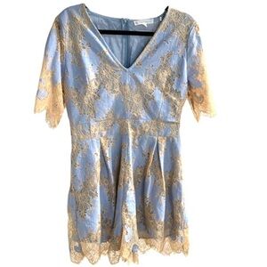 Women’s romper lace large